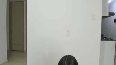 Snapshot of emi_latingirl chatting on 18, 10, 2025 EMILY online show from 18, 10, 2025