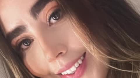 emi_royse online show from 30, 10, 2025