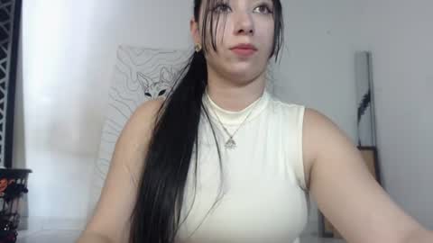 Snapshot of emiantonella_ chatting on 22, 7, 2026 Antonella online show from 22, 7, 2026