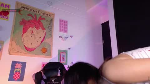     online show from 28, 3, 2026