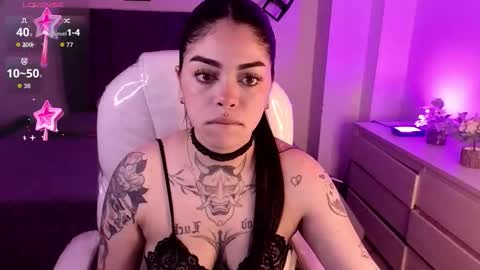 emii_evanns online show from 8, 1, 2026