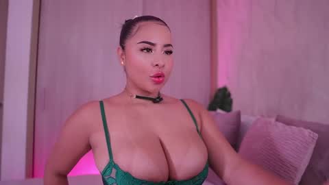    online show from 30, 10, 2025