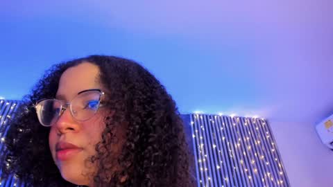 Snapshot of emiilycollins1 chatting on 12, 12, 2024 online show from 12, 12, 2024
