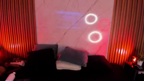Snapshot of emiilycollins1 chatting on 12, 2, 2025 online show from 12, 2, 2025