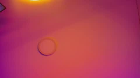 Snapshot of emiilycollins1 chatting on 10, 10, 2025 online show from 10, 10, 2025