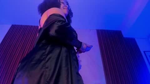 Snapshot of emiilycollins1 chatting on 11, 10, 2025 online show from 11, 10, 2025