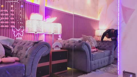 Emily online show from 18, 12, 2024