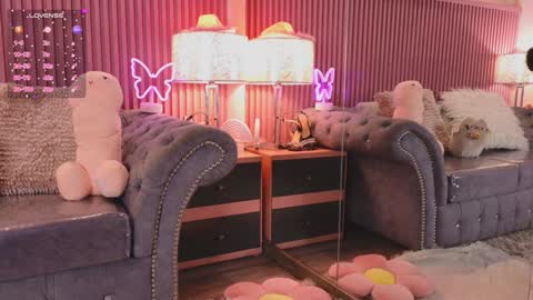 Emily online show from 9, 1, 2025