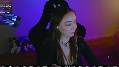 Emili online show from 2, 4, 2026