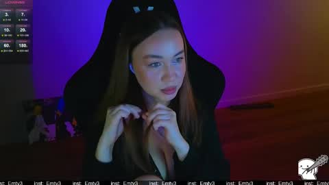 Snapshot of emili1_bc chatting on 14, 5, 2026 Emili online show from 14, 5, 2026