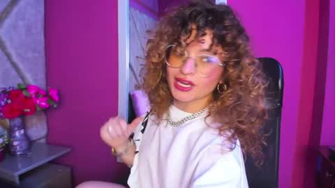 Emy  online show from 10, 9, 2025