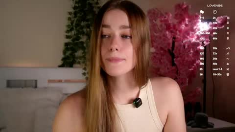Snapshot of emiliaheather chatting on 23, 5, 2026 Tessa online show from 23, 5, 2026