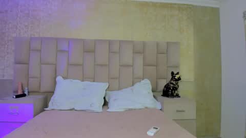 Snapshot of emiliarose_ chatting on 18, 2, 2025 EmiliaRose online show from 18, 2, 2025