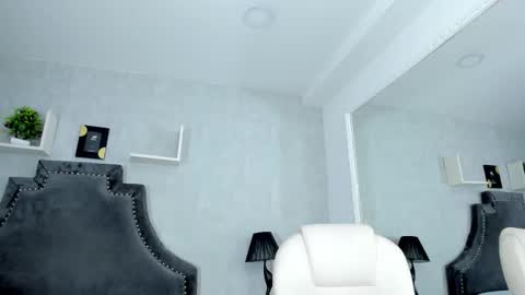 Snapshot of emiliarose_ chatting on 10, 9, 2025 EmiliaRose online show from 10, 9, 2025