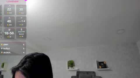 Snapshot of emiliarose_ chatting on 31, 1, 2026 EmiliaRose online show from 31, 1, 2026