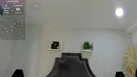 Snapshot of emiliarose_ chatting on 12, 2, 2026 EmiliaRose online show from 12, 2, 2026