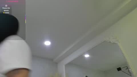 Snapshot of emiliarose_ chatting on 1, 3, 2026 EmiliaRose online show from 1, 3, 2026