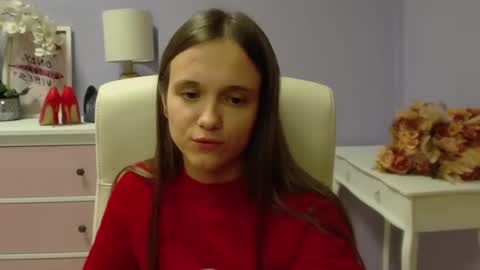 Snapshot of emilly_lust99 chatting on 7, 12, 2024 Emilly online show from 7, 12, 2024