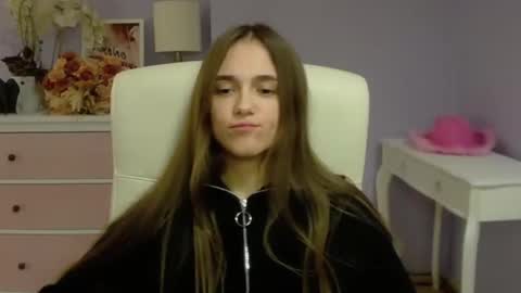 Snapshot of emilly_lust99 chatting on 31, 1, 2025 Emilly online show from 31, 1, 2025