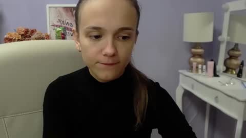 Snapshot of emilly_lust99 chatting on 17, 9, 2025 Emilly online show from 17, 9, 2025