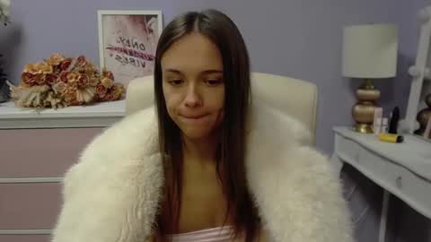 Emilly online show from 11, 11, 2025