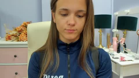Snapshot of emilly_lust99 chatting on 29, 5, 2026 Emilly online show from 29, 5, 2026