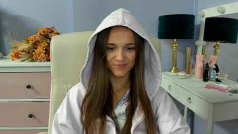 Snapshot of emilly_lust99 chatting on 30, 5, 2026 Emilly online show from 30, 5, 2026