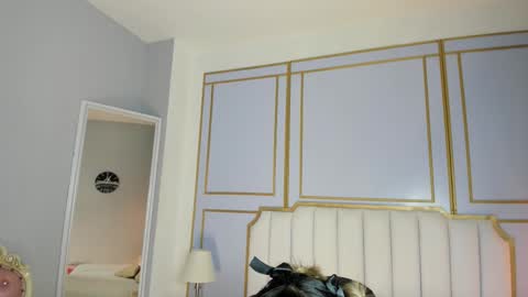 emilly_mell online show from 20, 11, 2025