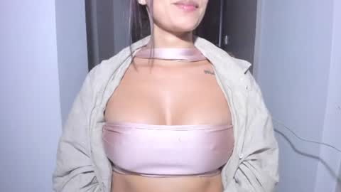 emilly online show from 12, 7, 2026