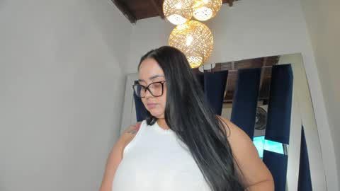 Snapshot of emily18__ chatting on 3, 2, 2025 Emily online show from 3, 2, 2025