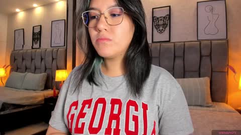 Snapshot of emily_5weet chatting on 22, 12, 2024 Emily online show from 22, 12, 2024