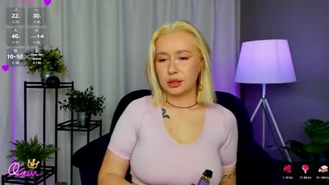 Snapshot of emily__bliss chatting on 21, 2, 2026 Emily Bliss online show from 21, 2, 2026