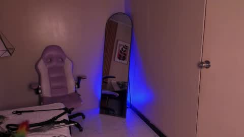              online show from 4, 2, 2026