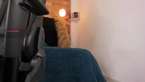 emily_brown04 online show from 10, 10, 2025