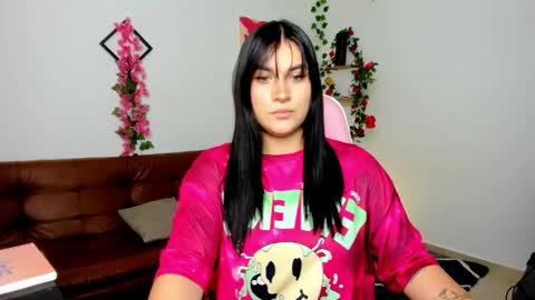 Snapshot of emily_coraline chatting on 24, 2, 2025 Emily online show from 24, 2, 2025