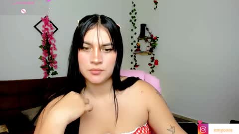 Snapshot of emily_coraline chatting on 28, 2, 2025 Emily online show from 28, 2, 2025