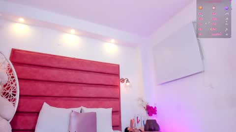  M I A   online430pm- 930pm online show from 26, 9, 2025