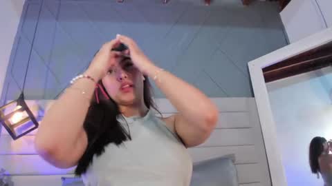 Snapshot of emily_fox_3 chatting on 6, 5, 2026 emily fox 3 online show from 6, 5, 2026