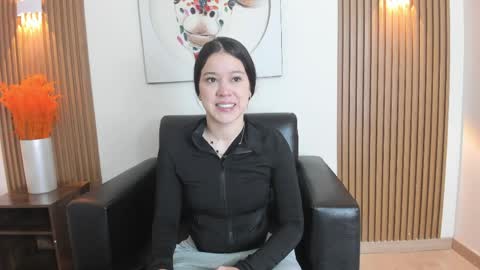 emily_frostt online show from 15, 4, 2026