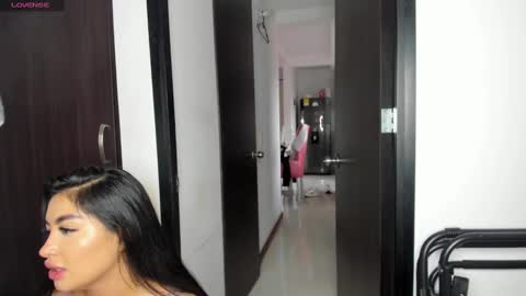 Snapshot of emily_huddson_ chatting on 1, 2, 2025 independet model online show from 1, 2, 2025