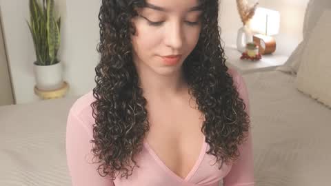 Juliana online show from 31, 12, 2024