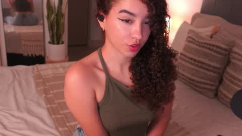 Juliana online show from 1, 11, 2025