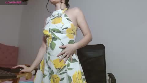 Snapshot of emily_littesweet chatting on 4, 3, 2025 Emily littesweets online show from 4, 3, 2025