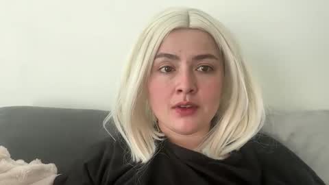 Snapshot of emily_morning_dew chatting on 15, 3, 2026 emily_morning_dew online show from 15, 3, 2026