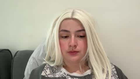 Snapshot of emily_morning_dew chatting on 18, 3, 2026 emily_morning_dew online show from 18, 3, 2026