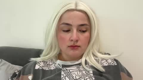 Snapshot of emily_morning_dew chatting on 31, 3, 2026 emily_morning_dew online show from 31, 3, 2026