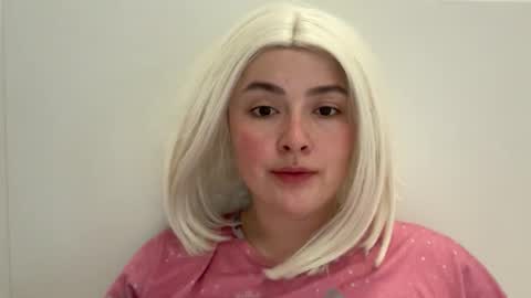Snapshot of emily_morning_dew chatting on 6, 4, 2026 emily_morning_dew online show from 6, 4, 2026