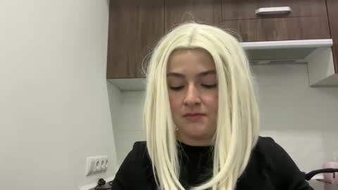 Snapshot of emily_morning_dew chatting on 15, 4, 2026 emily_morning_dew online show from 15, 4, 2026
