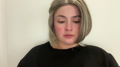 Snapshot of emily_morning_dew chatting on 20, 4, 2026 emily_morning_dew online show from 20, 4, 2026
