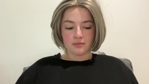 Snapshot of emily_morning_dew chatting on 18, 5, 2026 emily_morning_dew online show from 18, 5, 2026